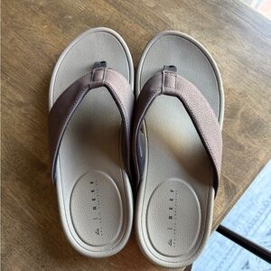 Reef Brown and Tan Memory Foam Slide Sandals